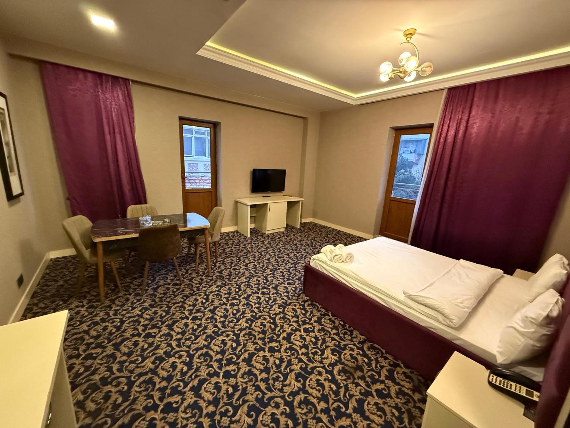 Black Mont Inn Hotel Baku Exterior foto