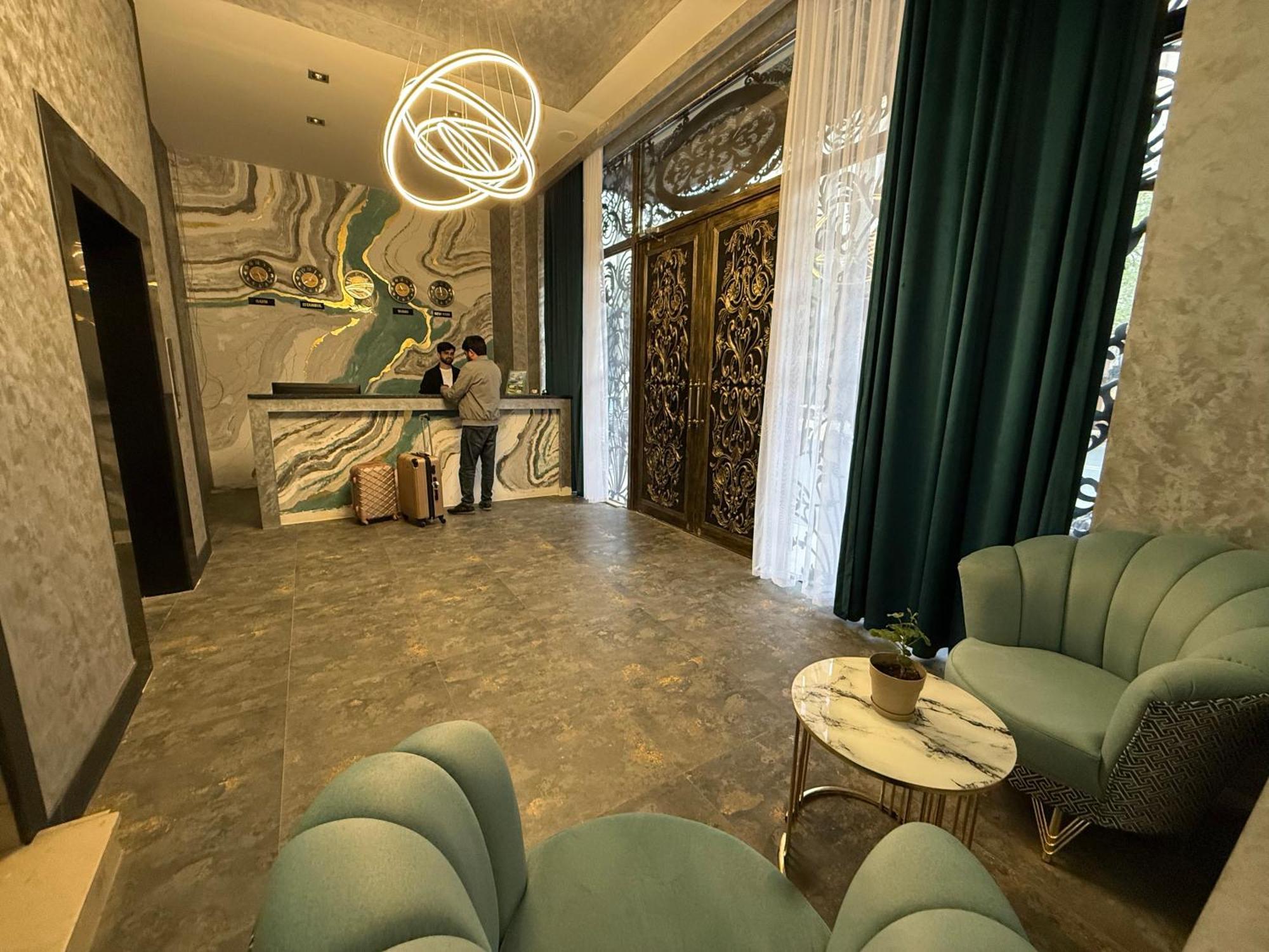 Black Mont Inn Hotel Baku Exterior foto